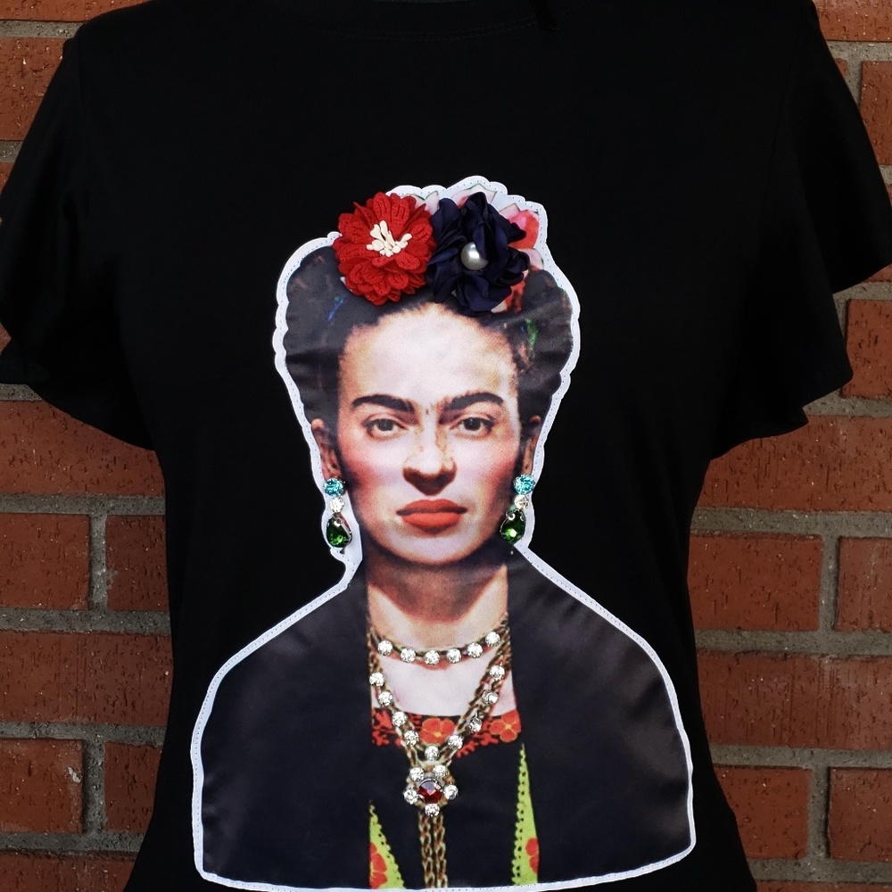 💝 Frida Kahlo T-Shirt